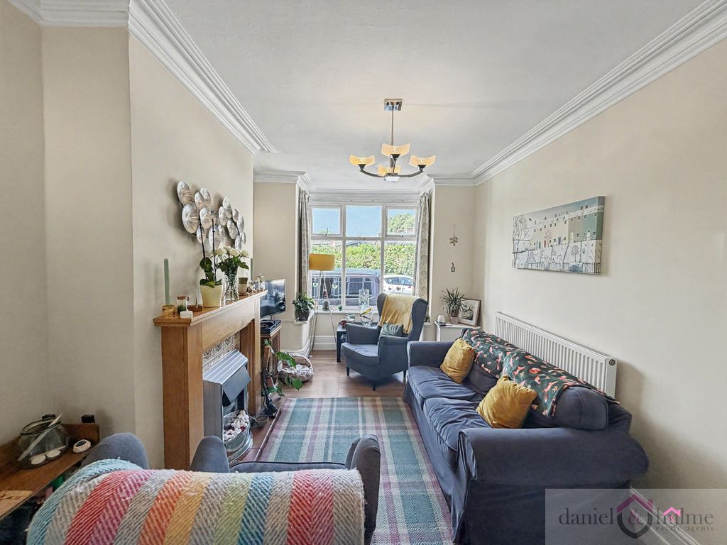 Property photo 2 of 19 Img_0618
