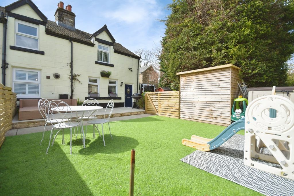 Property photo 1 of 24 Rear Garden