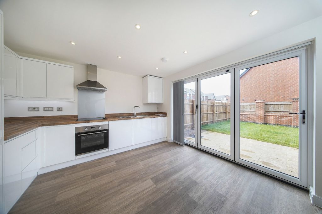 Property photo 2 of 13 Picture No. 06