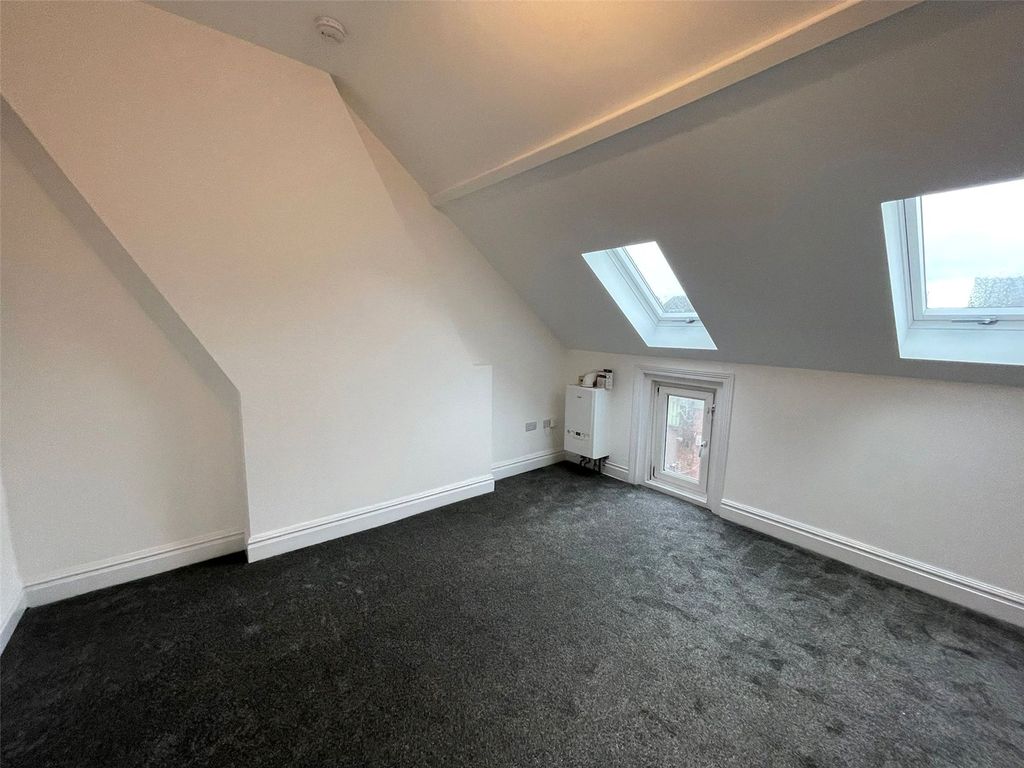 Property photo 2 of 8 Picture No. 06