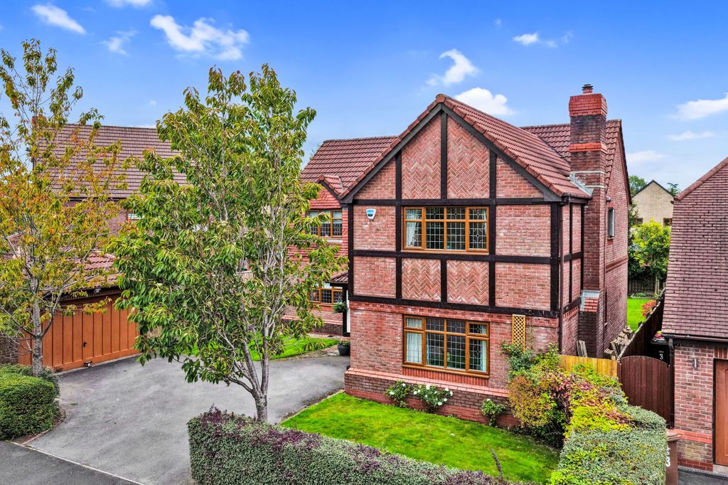 Property photo 1 of 27