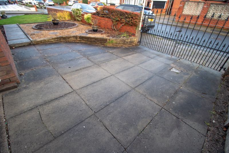 Property photo 2 of 21 Front Garden/Driveway