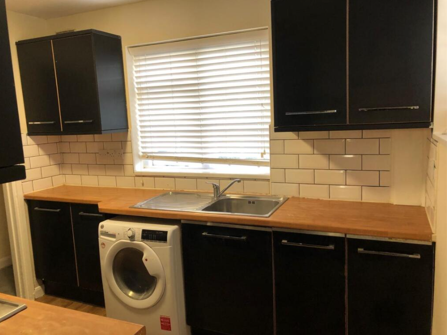 Property photo 2 of 11