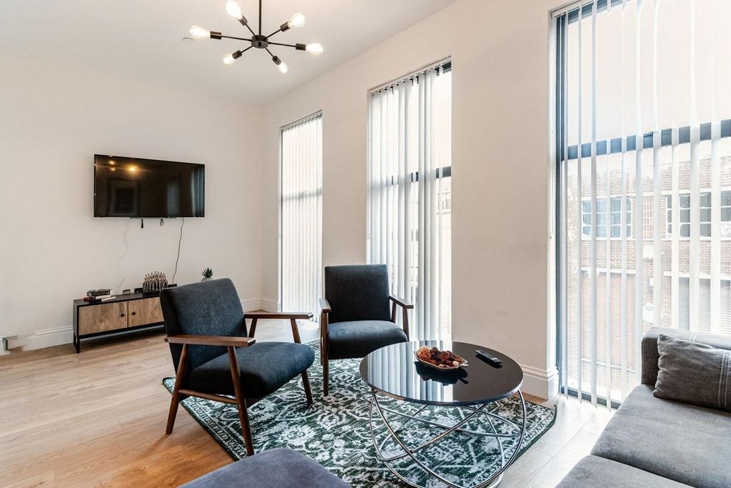 Property photo 2 of 23 3ccc858c-B8Ab-4145-91F2-9d85A14Fa677