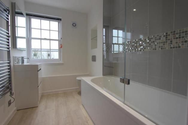 Property photo 3 of 4 Bathroom