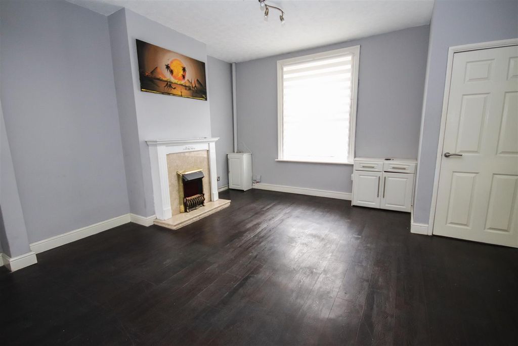 Property photo 3 of 11 Img_9506.Jpg