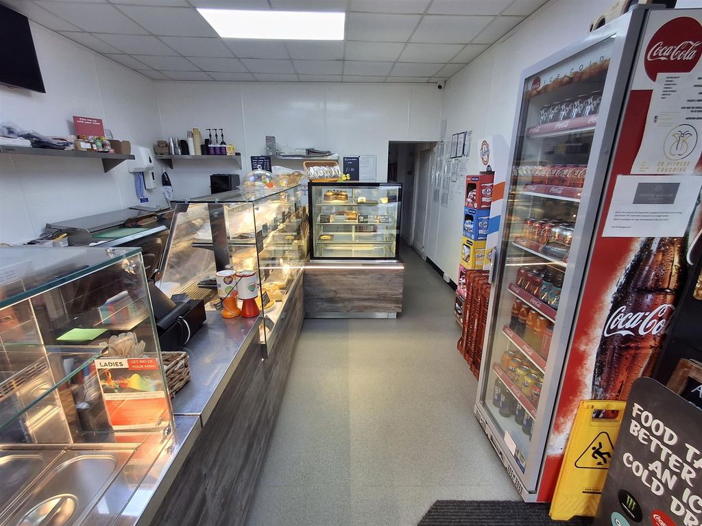 Property photo 2 of 7 Photo 1