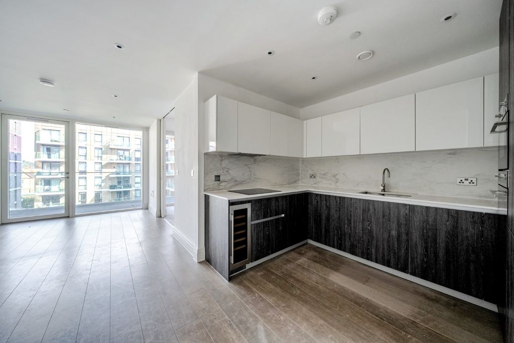 Property photo 2 of 13 Picture No. 31