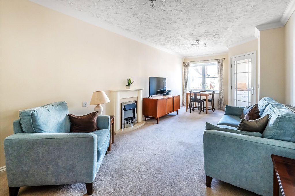 Property photo 2 of 18 Picture No. 31