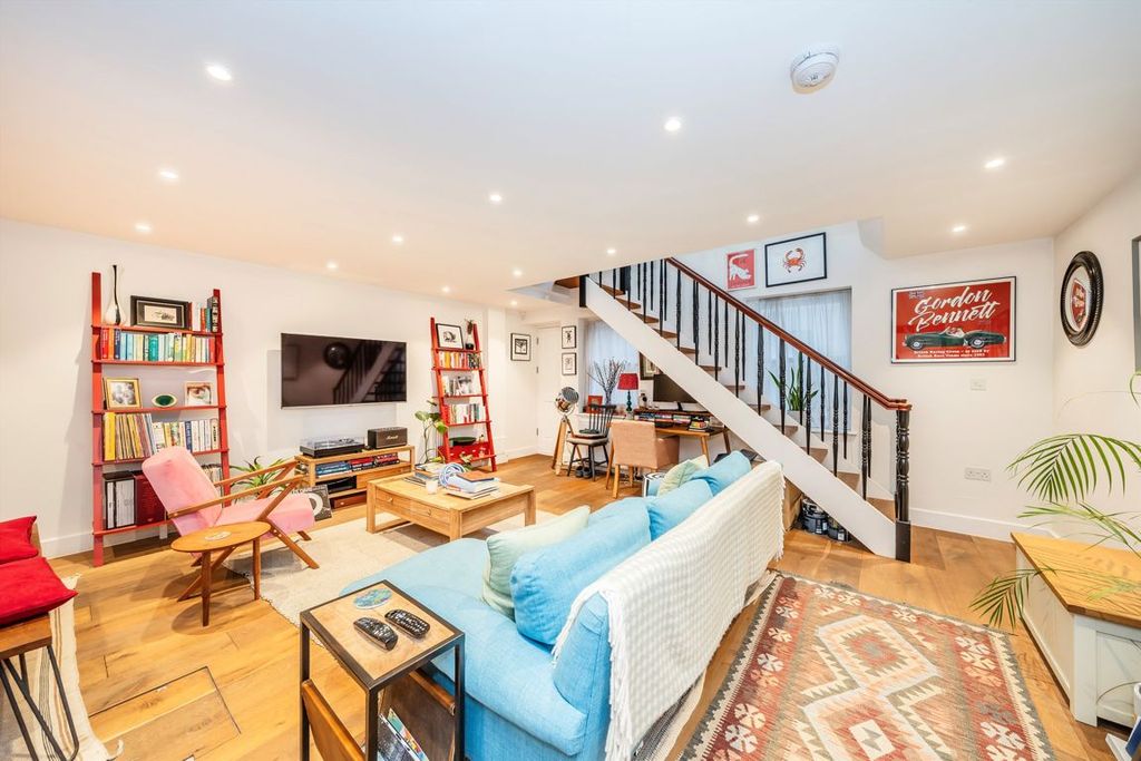Property photo 2 of 4