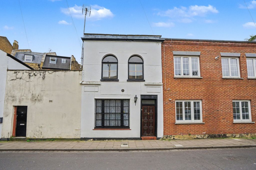 Property photo 1 of 15 5 New Park Road, Brixton, London Sw2 4Du