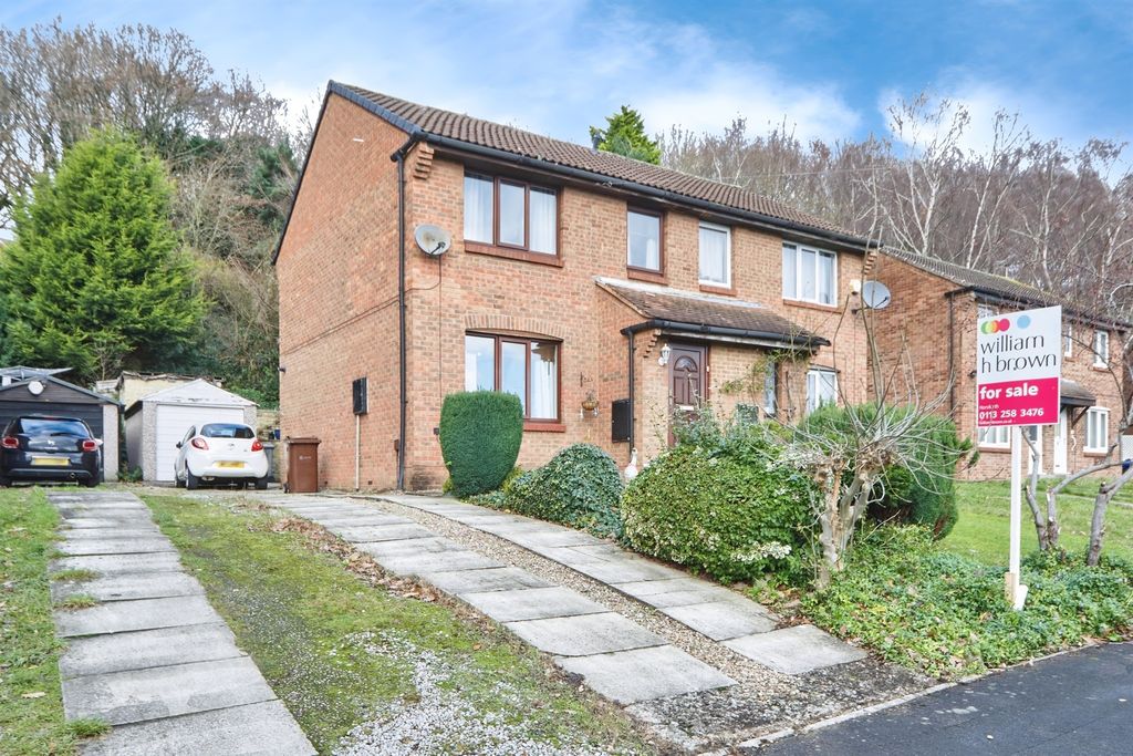 Property photo 1 of 12