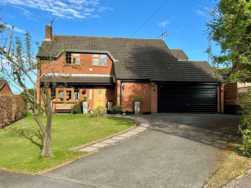 Property photo 1 of 17 Outside
