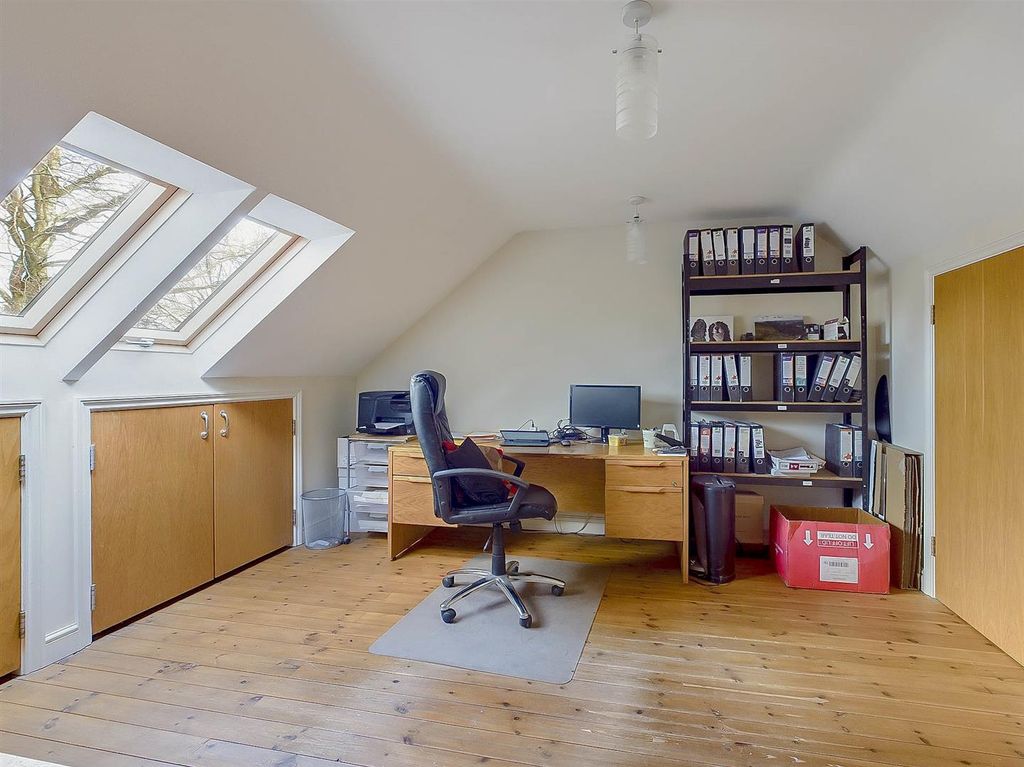 Additional image 20 of 6 bed detached house for saleNewtown Road, Malvern WR14