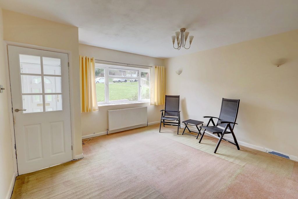 Property photo 2 of 12 Picture No. 02