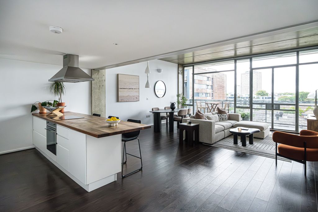 Property photo 1 of 27 510-Union-Wharf-134-Edit.Jpg