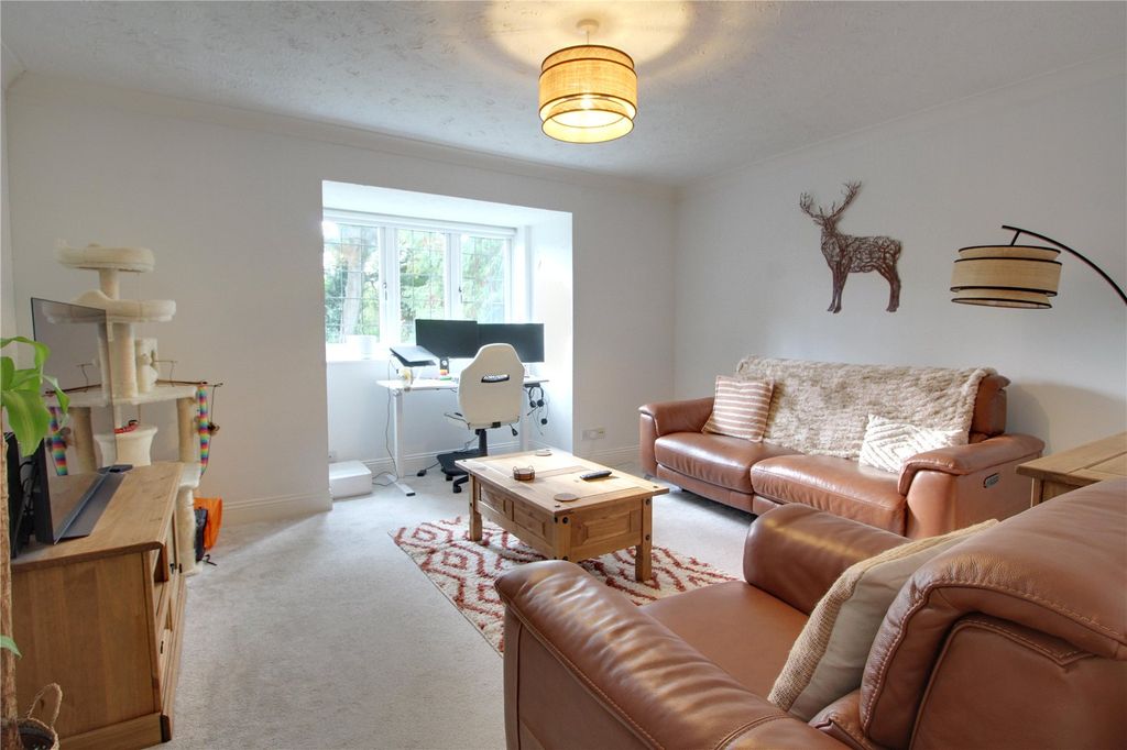 Property photo 3 of 13 Picture No. 33