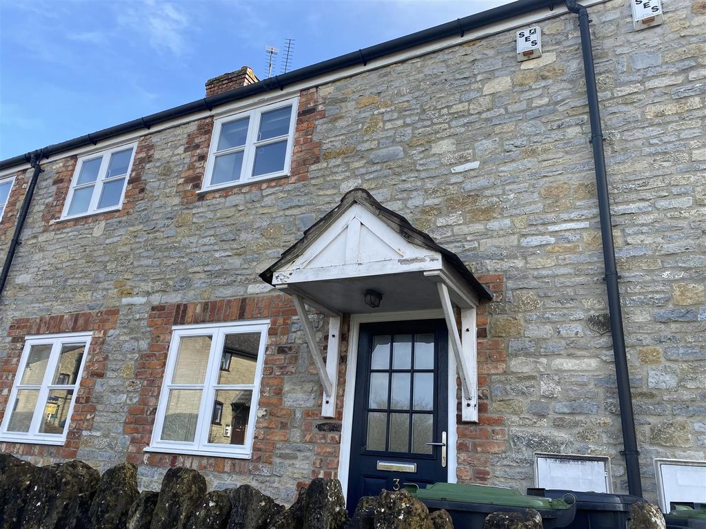 Property photo 1 of 15 Front