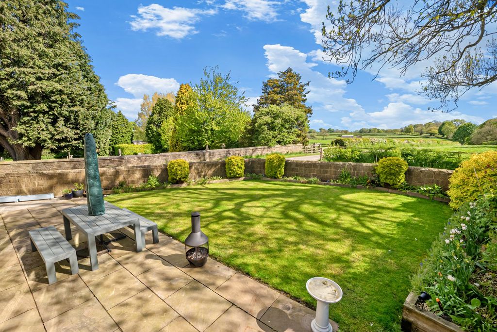 Property photo 3 of 16 Picture No. 22