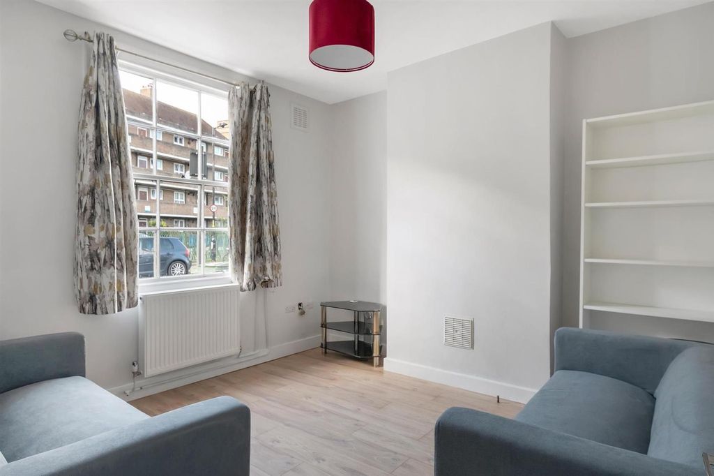 Property photo 2 of 20 Zii_0390.Jpg