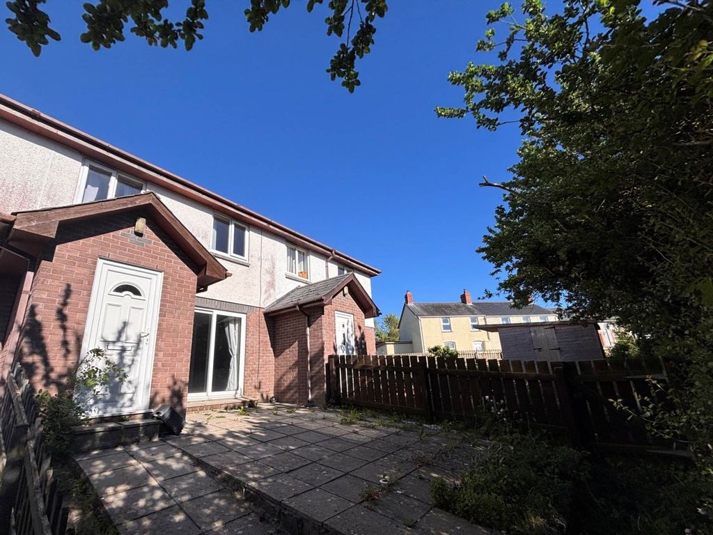 Property photo 3 of 13