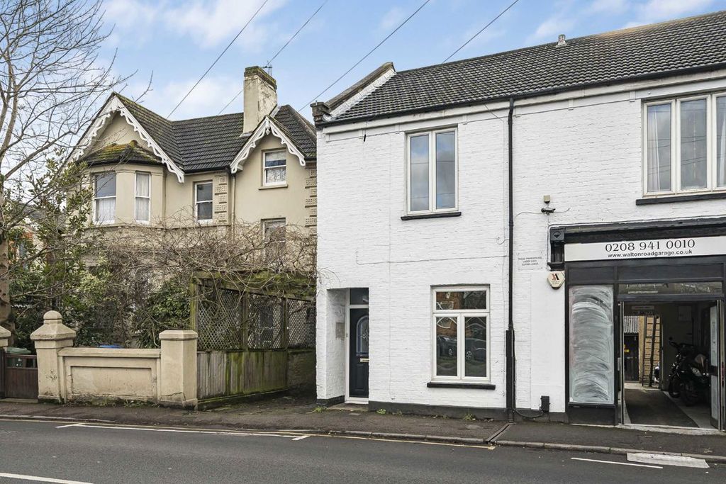 Property photo 1 of 6