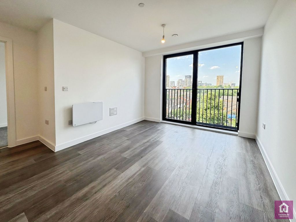 Property photo 2 of 13 Picture No. 07