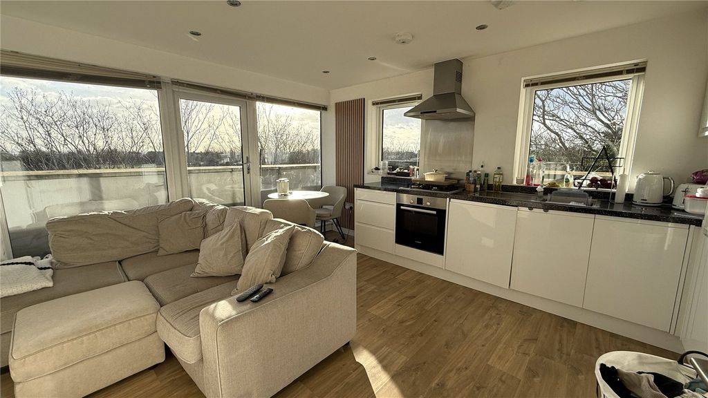 Property photo 2 of 6 Picture No. 02