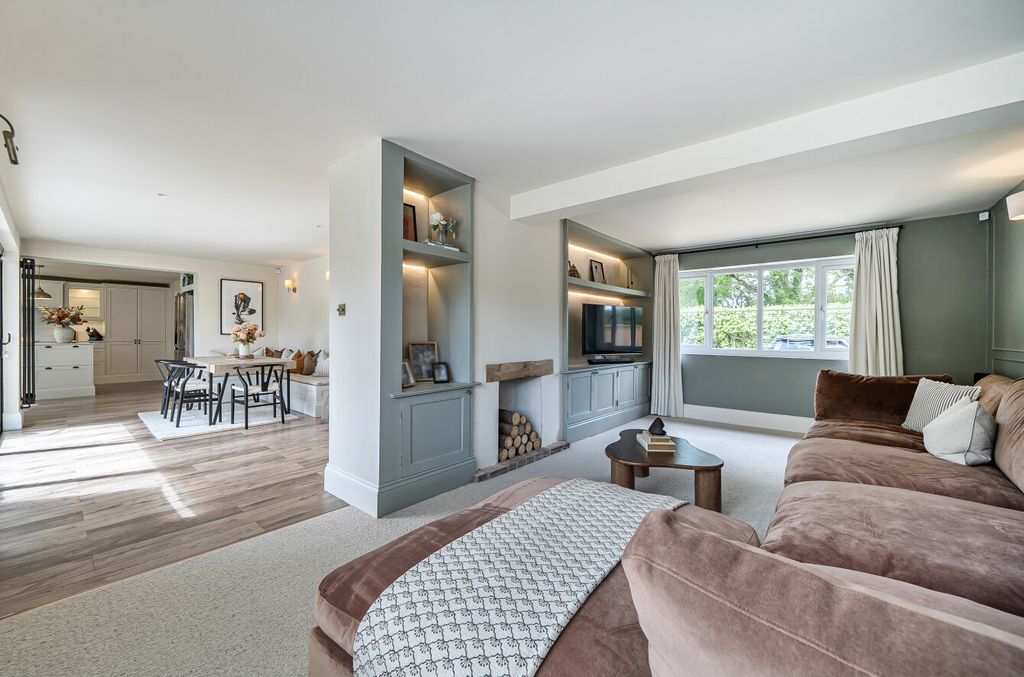 Property photo 2 of 16 1457447-6-6A05Dcd...
