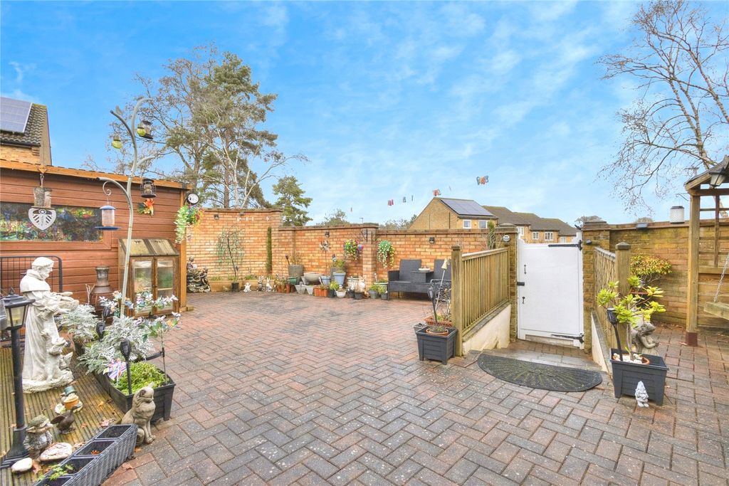 Property photo 2 of 18 Picture No. 03