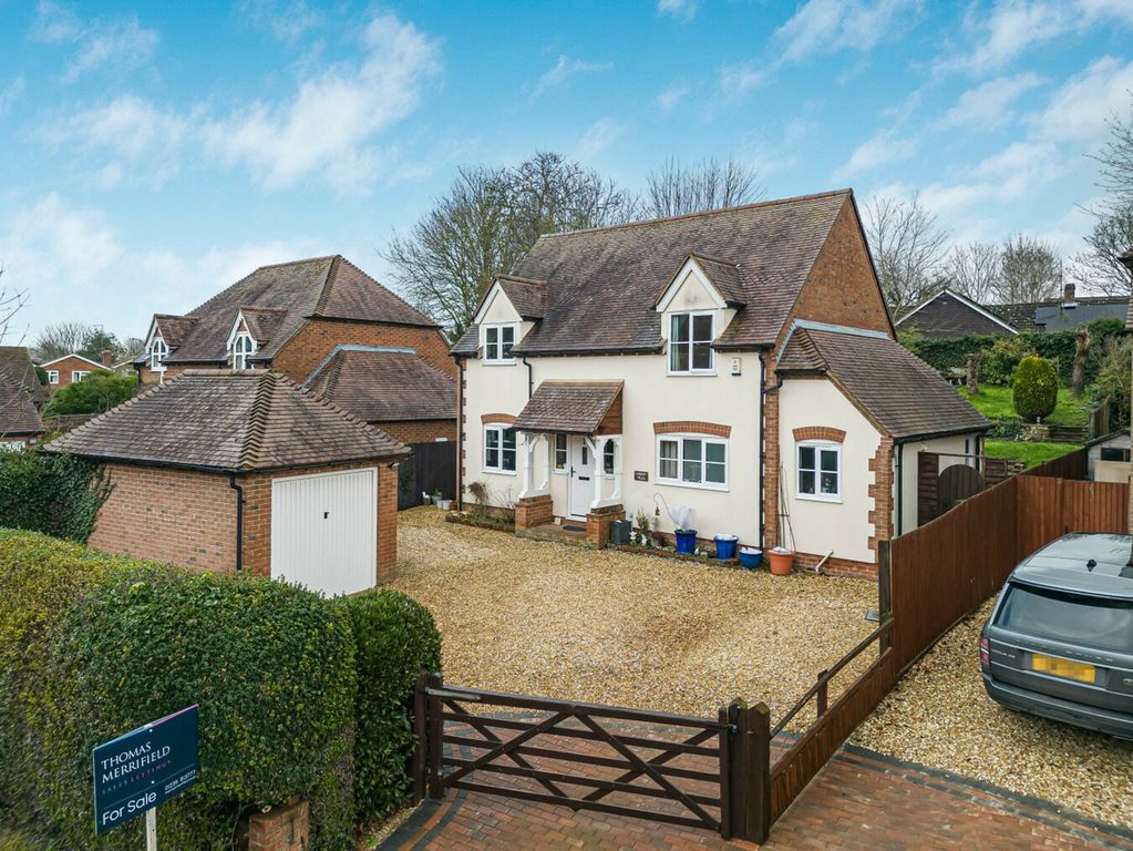 Property photo 1 of 18