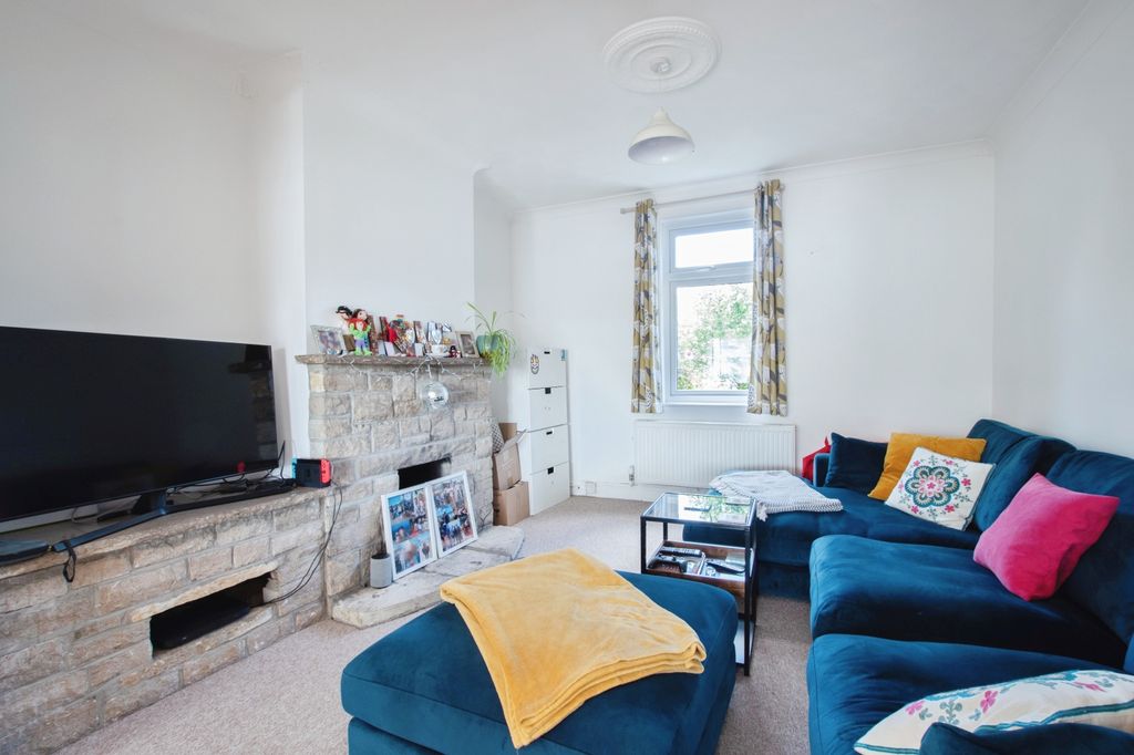 Property photo 3 of 22