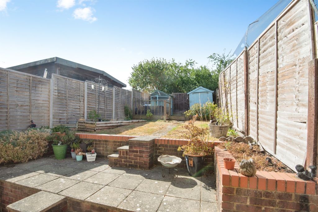 Property photo 2 of 17