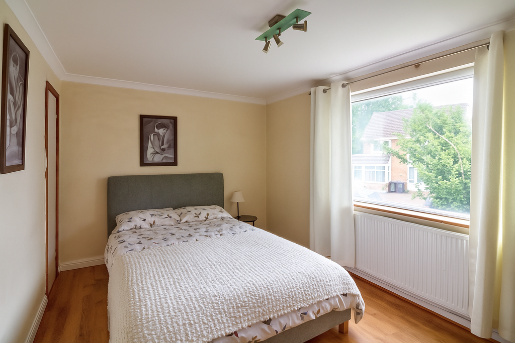 Property photo 3 of 6 Master Bedroom