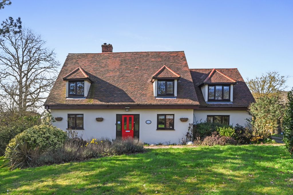 Property photo 1 of 49 Millhill-Front Shot