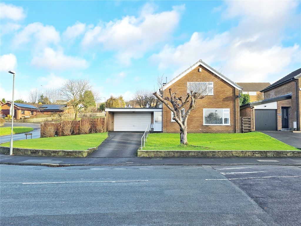 Property photo 1 of 23 Large Corner Plot