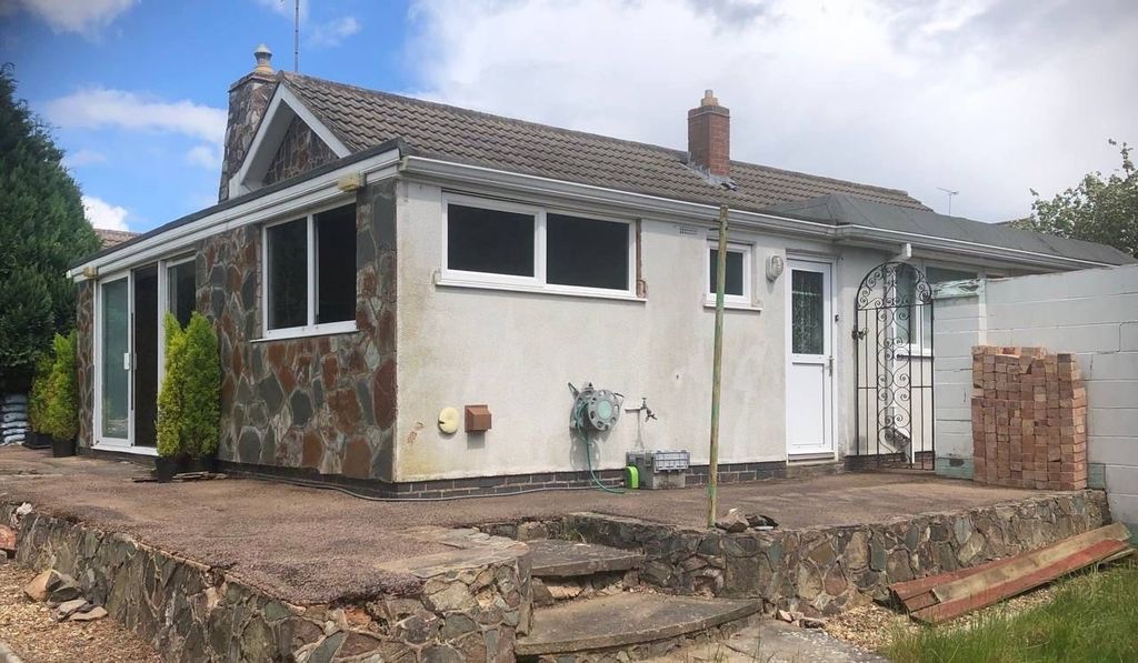 Property photo 1 of 4