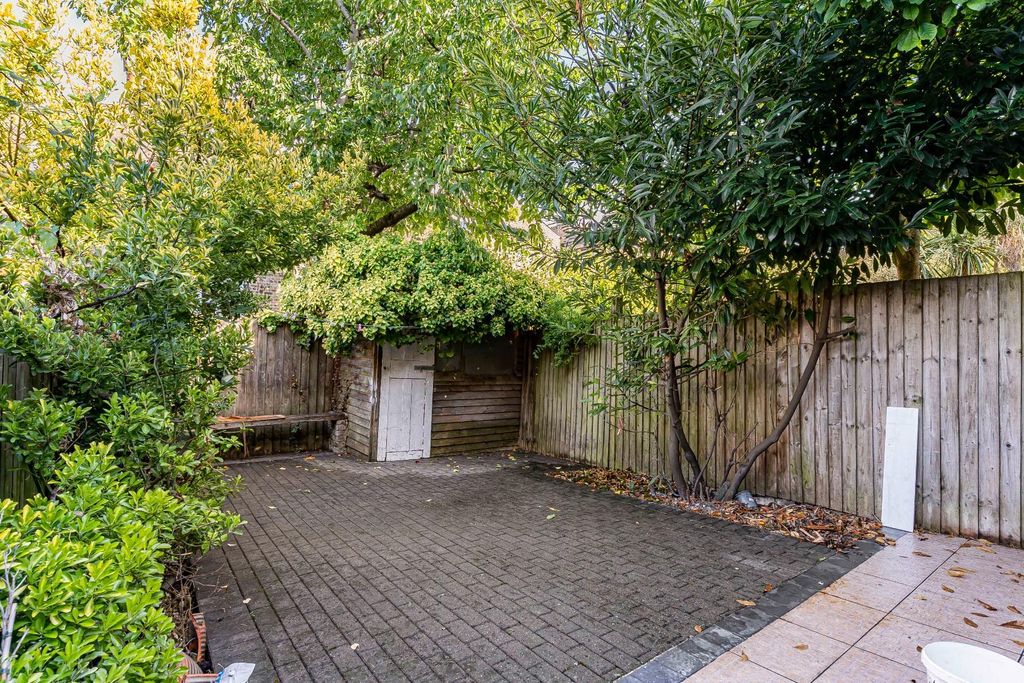 Property photo 3 of 24 10_63269.Jpg