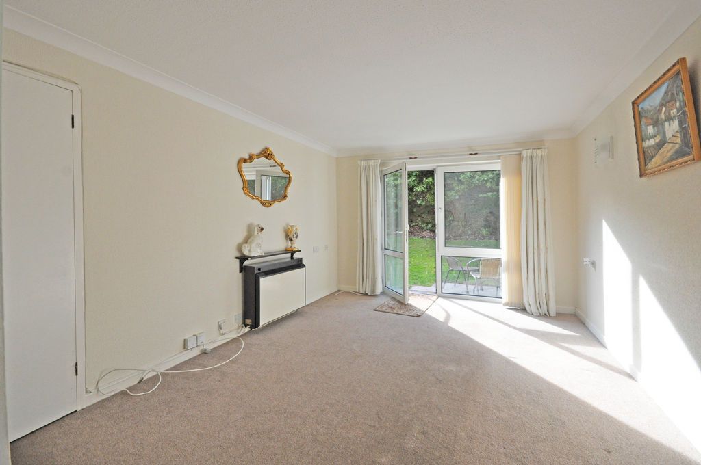 Property photo 2 of 11 Photo 3