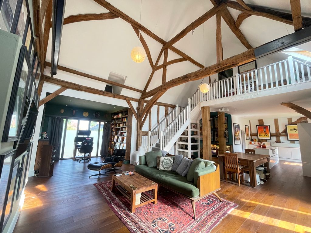 Property photo 1 of 22 4d3c