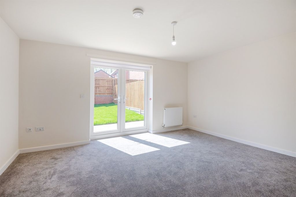 Property photo 2 of 8 Living Room