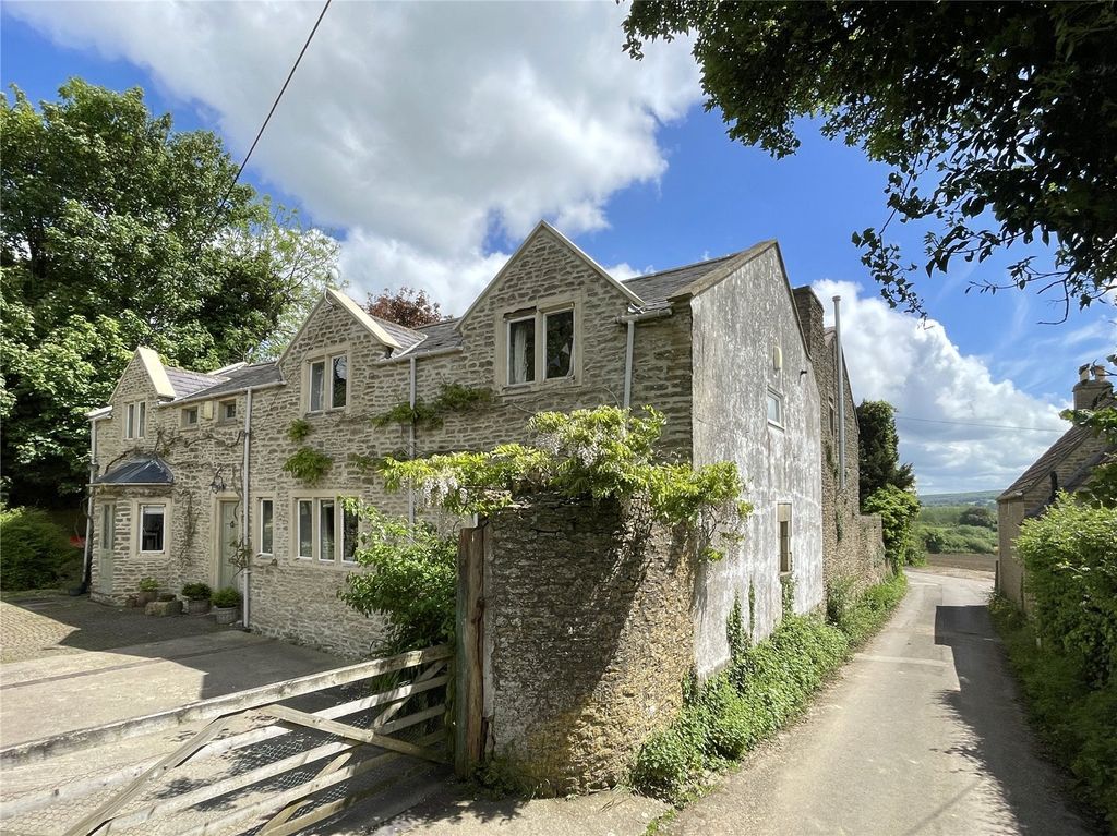 Property photo 1 of 44 Picture No. 57