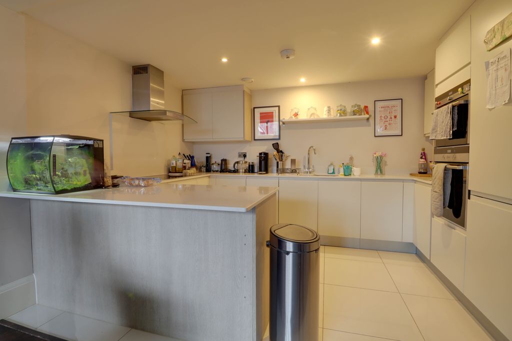 Property photo 3 of 15 Kitchen