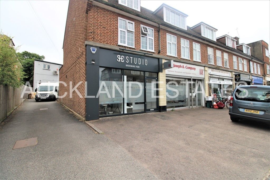 Property photo 1 of 8 Img_1985_1_Large