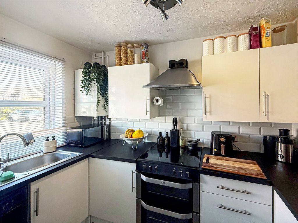 Property photo 3 of 7 Picture No. 09