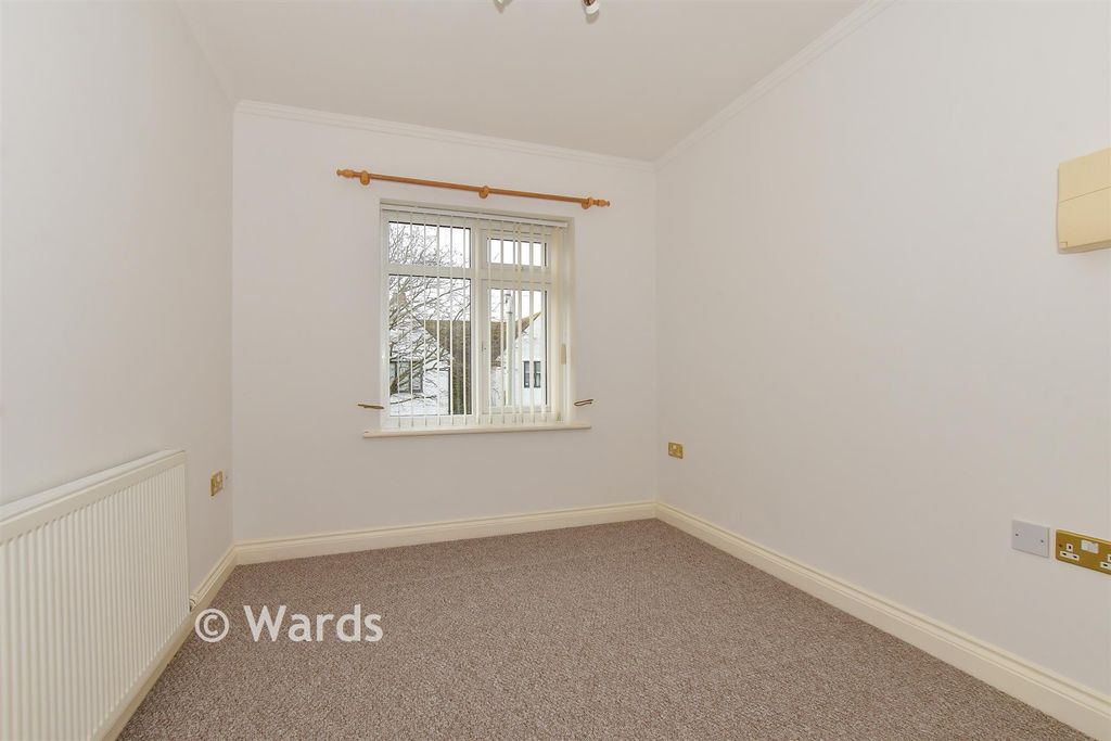 Property photo 3 of 7 Bedroom