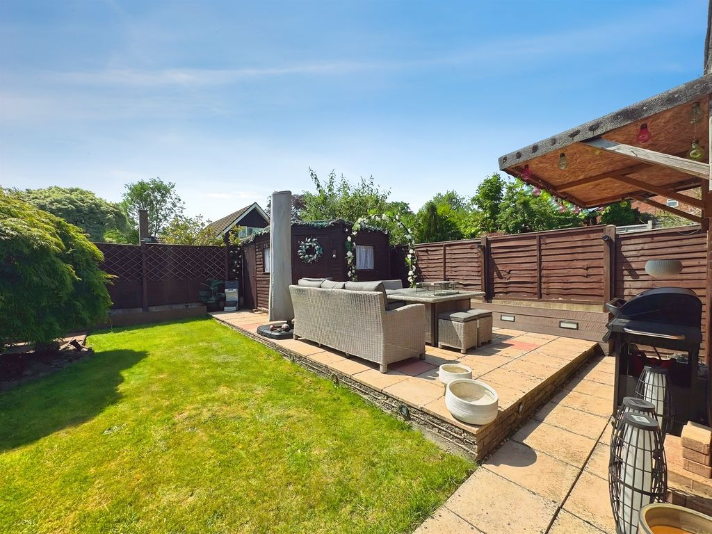 Property photo 2 of 17