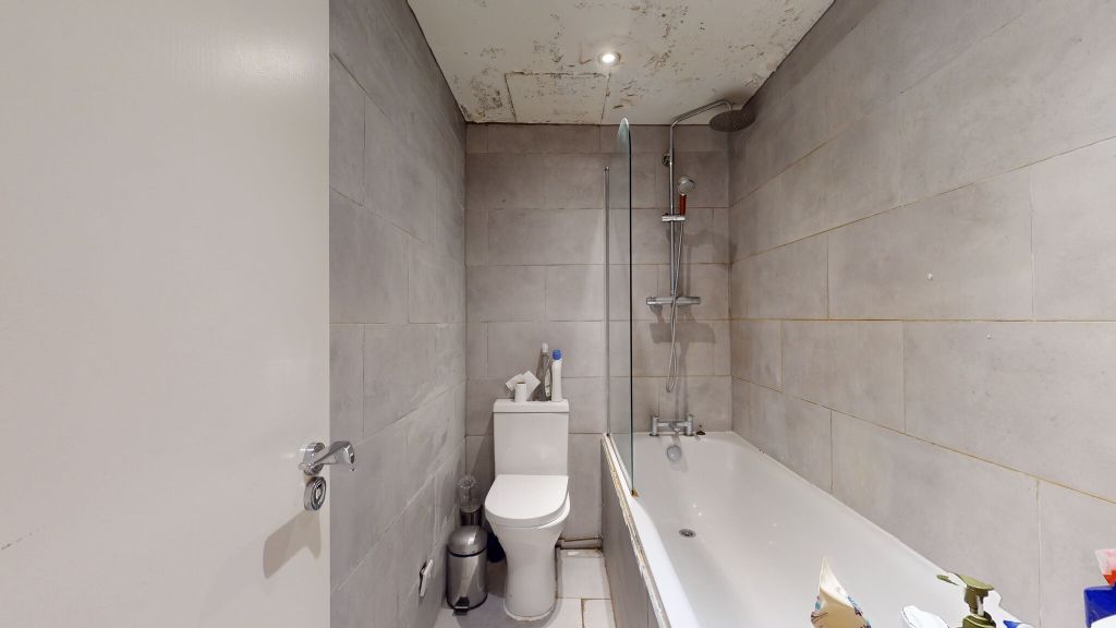 Property photo 3 of 27