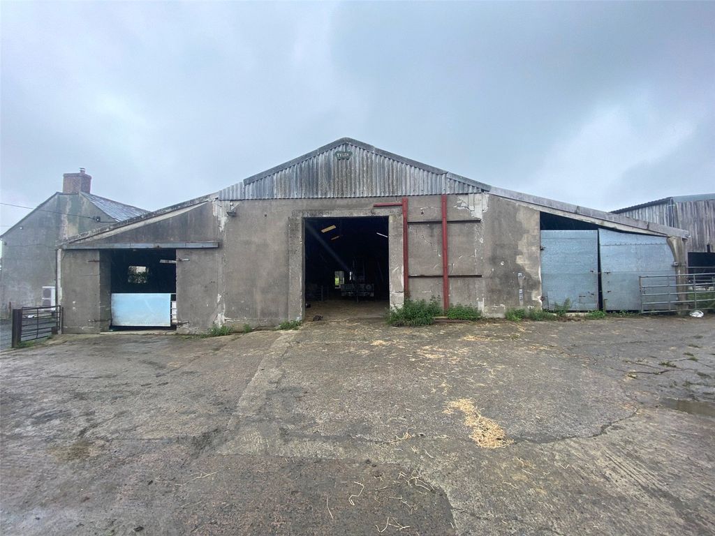 Property photo 3 of 22 Picture No. 02