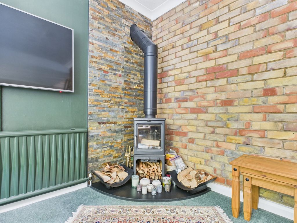 Property photo 3 of 19 Log Burner